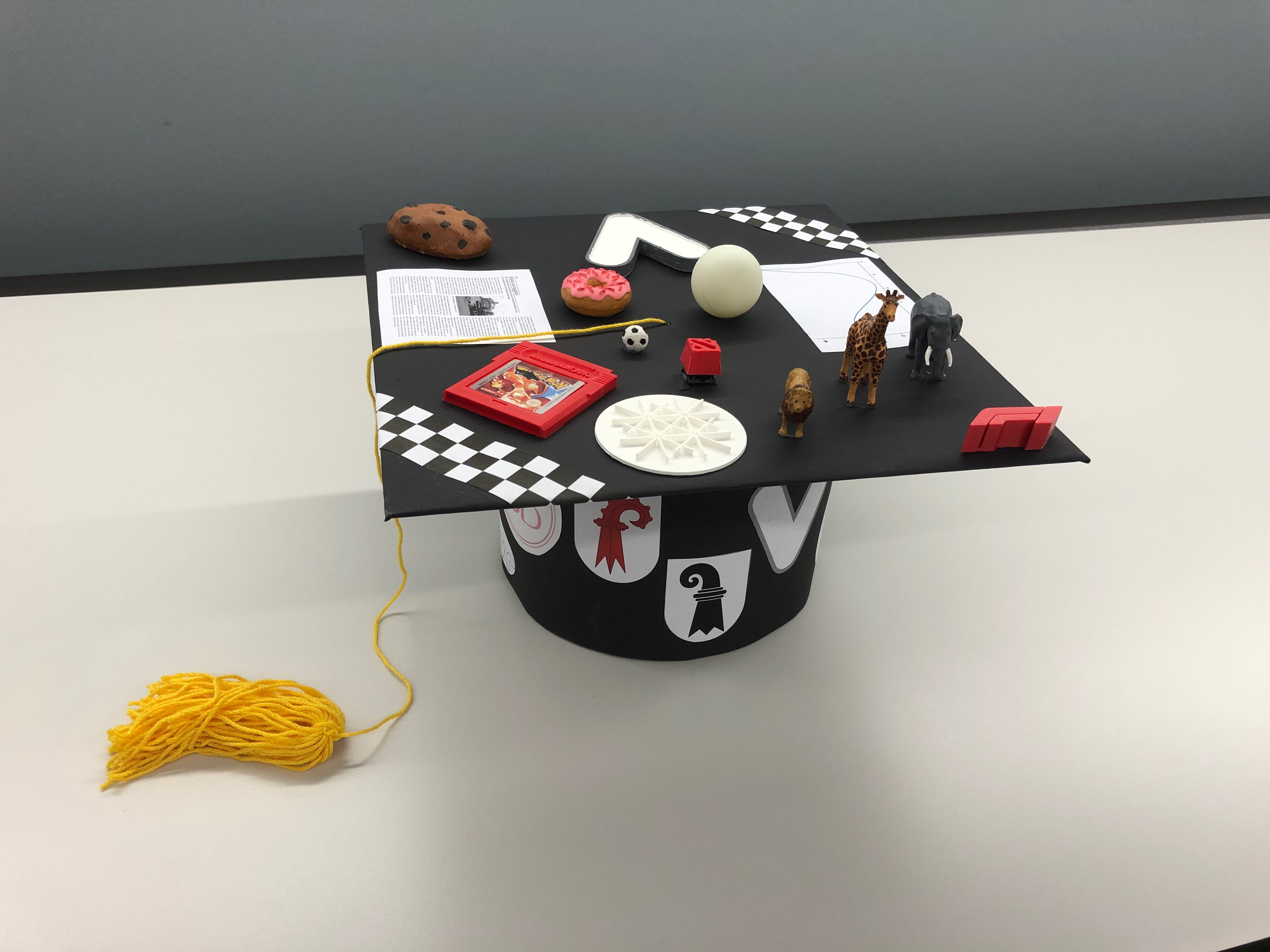 PhD Hat Photo Silvan Heller